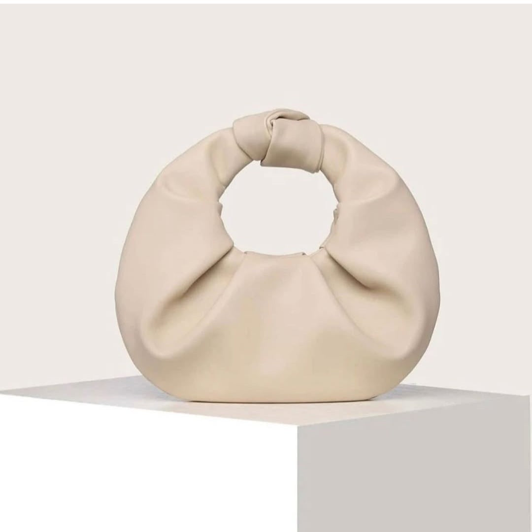 Minimalist clutch